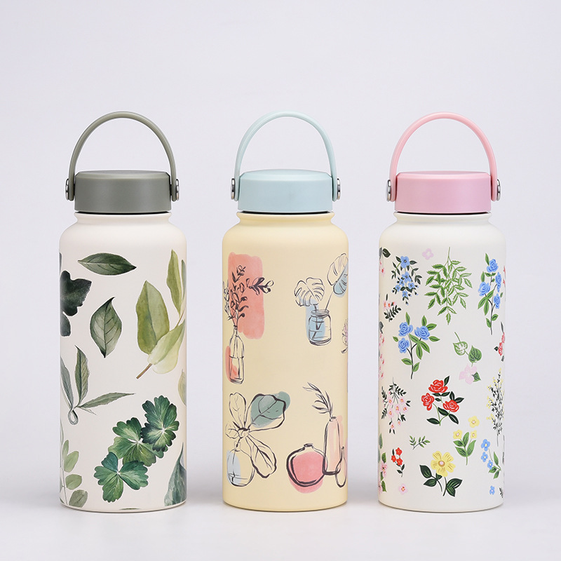 vacuum insulated stainless steel water bottle with custom design