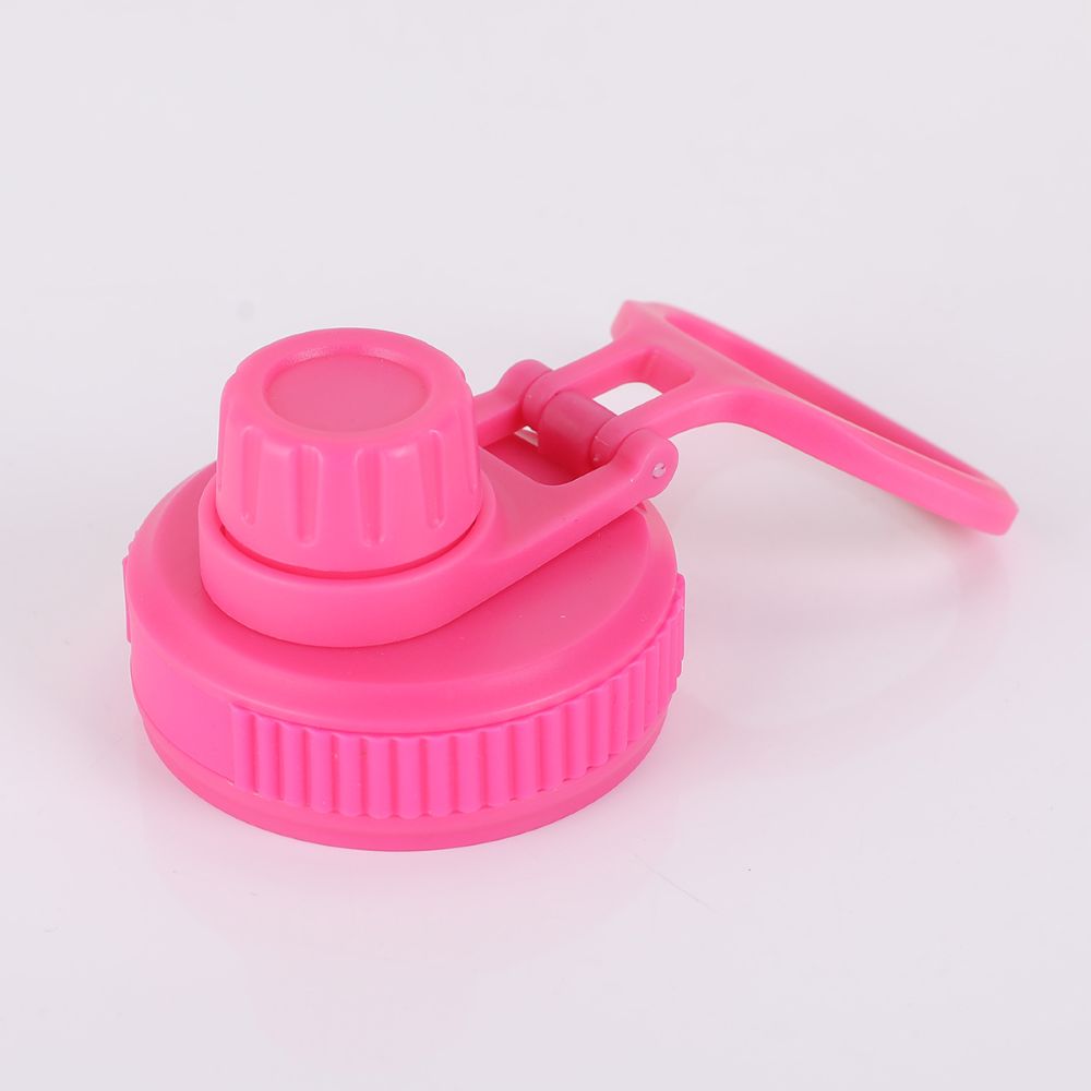 Spout lid detail on gradient insulated sport bottle