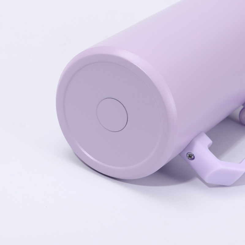 Stainless steel water jug bottom detail