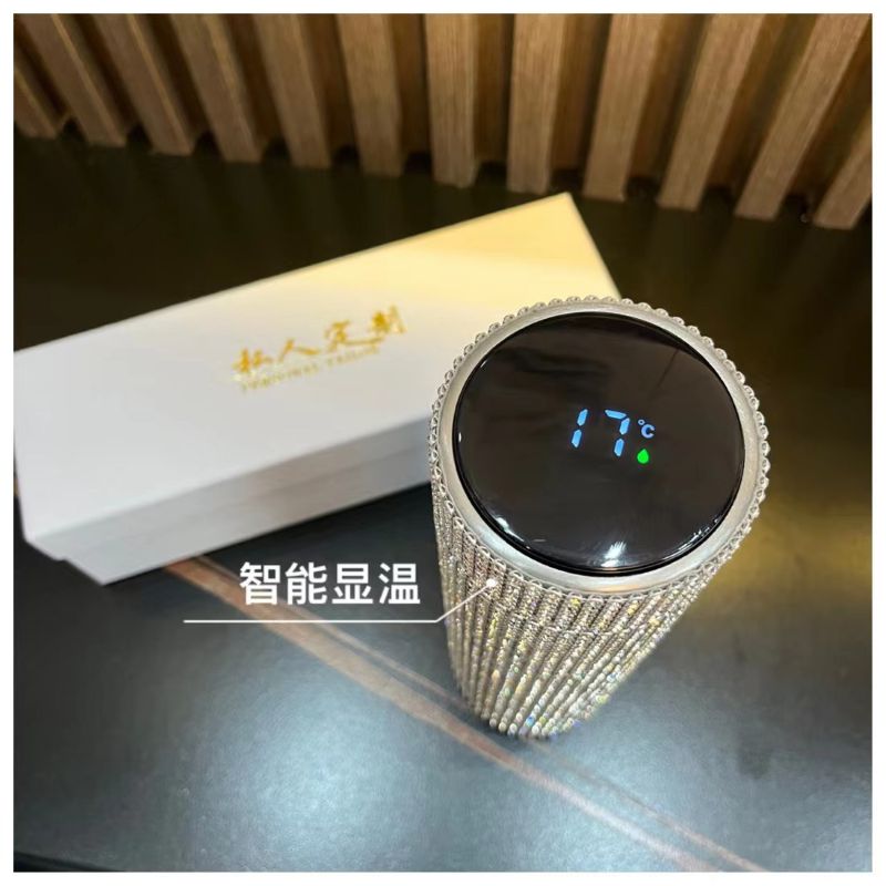 Smart insulated bottle with digital temperature display lid, resin rhinestone finish