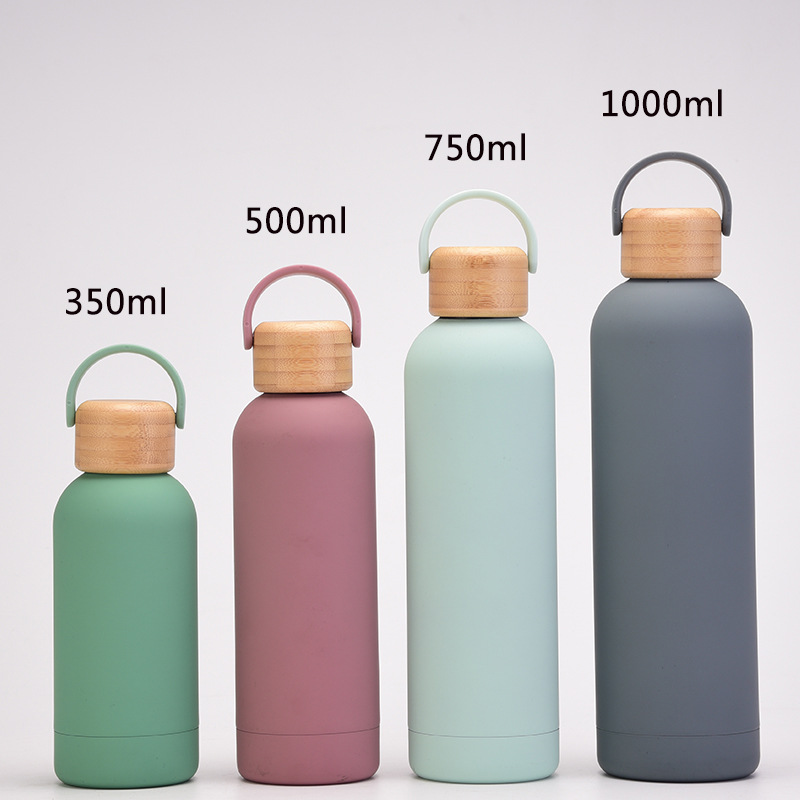 Custom vacuum insulated water bottles with wooden lid, multiple size options