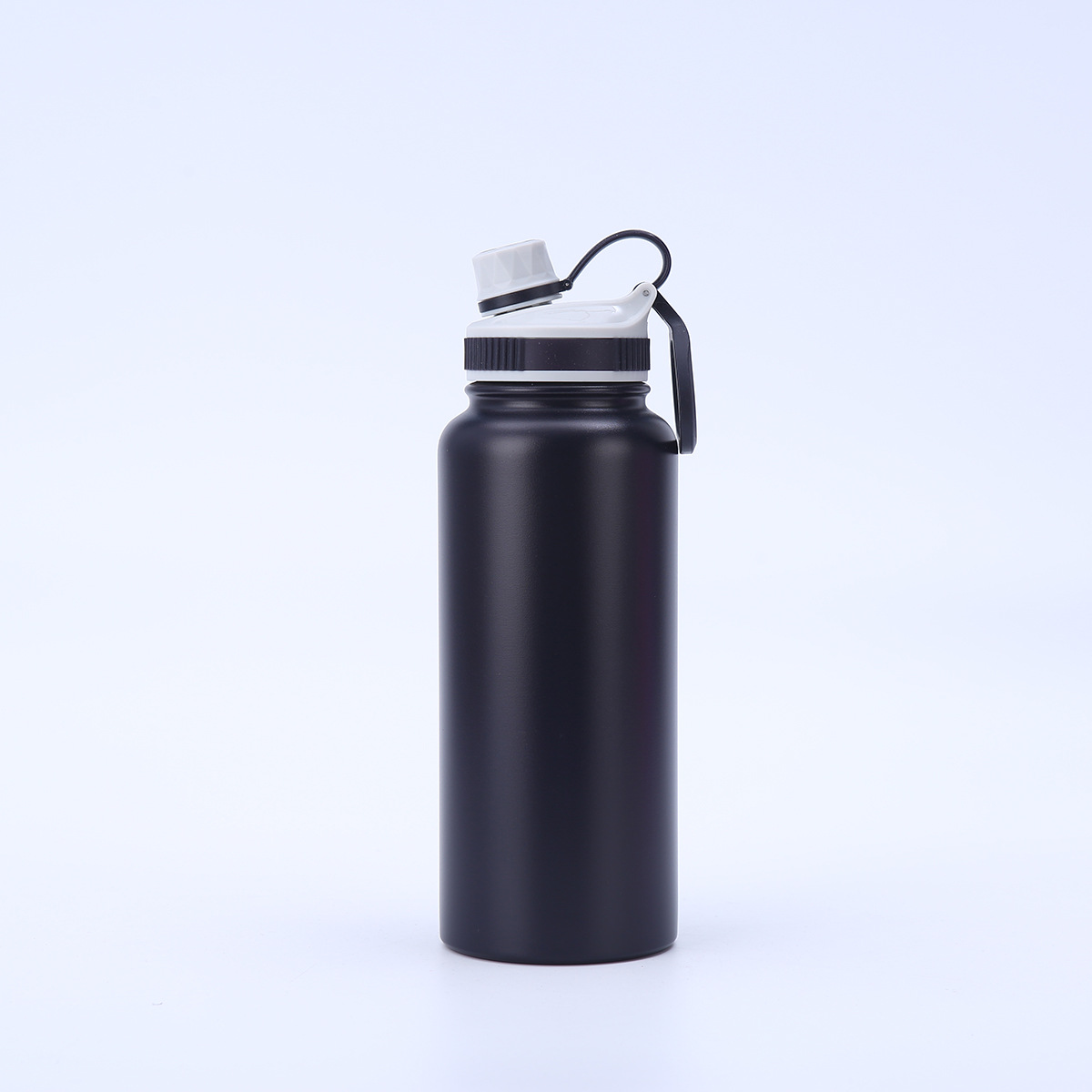 Bottom base detail of insulated bottle