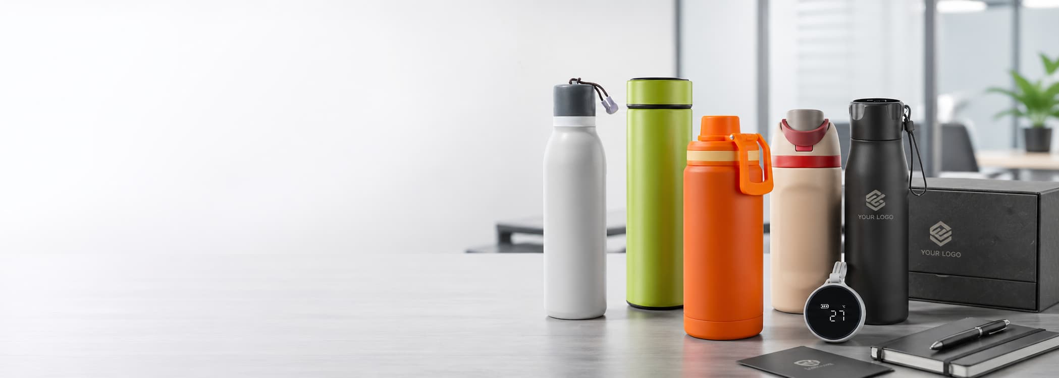 Custom corporate gift stainless steel bottle set with laser logo smart temperature display bottle gift box and office desk accessories