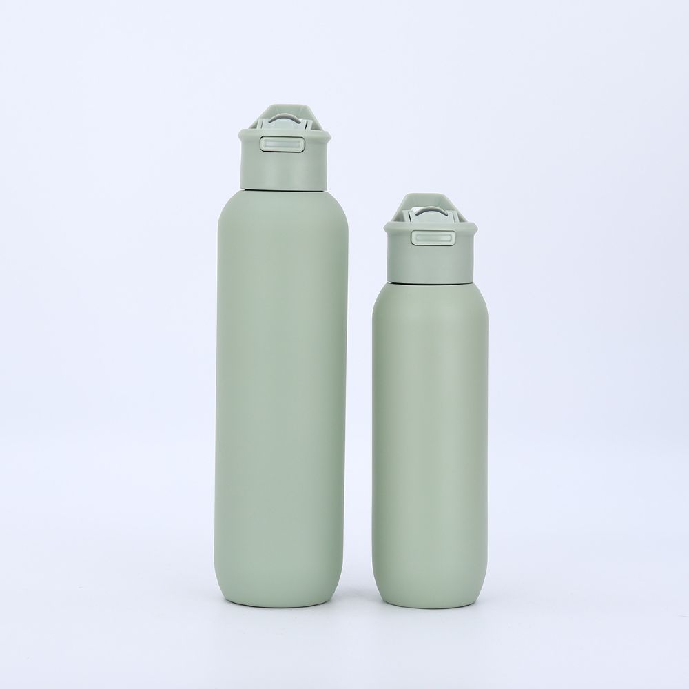 Light green powder coated vacuum water bottles in two capacities